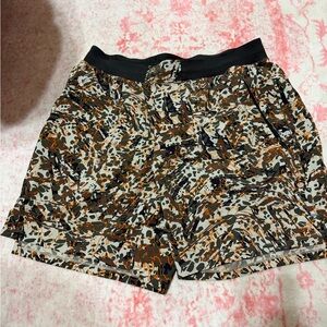 Men’s Lululemon License to Train Linerless Shorts